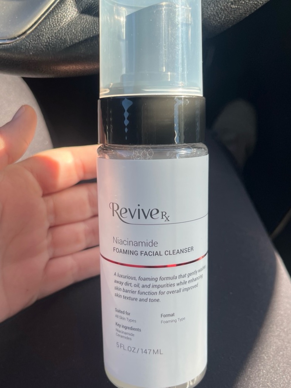 Niacinamide Foaming Facial Cleanser — White